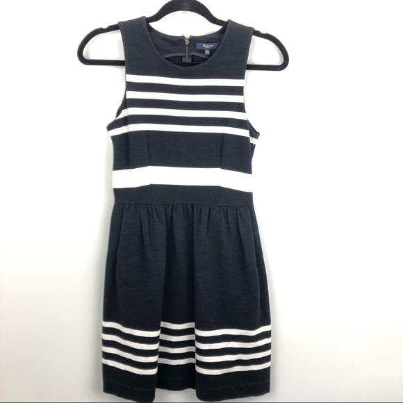 Madewell Dresses & Skirts - Madewell Black White Striped Mini Dress A1622 XS